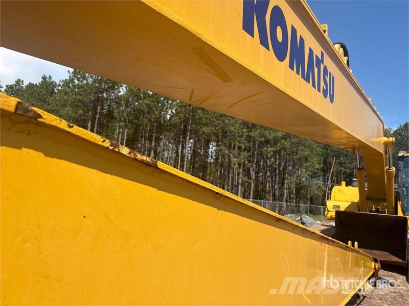Komatsu PC220LC-7 Long Reach Tracked Excavator Beltegraver