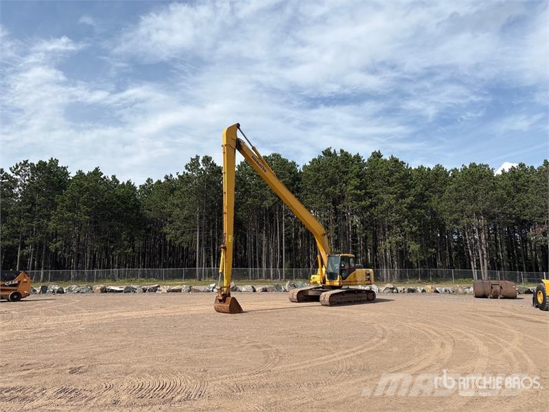 Komatsu PC220LC-7 Long Reach Tracked Excavator Beltegraver