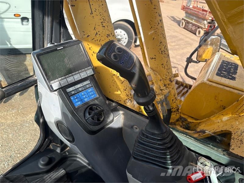 Komatsu PC220LC-8 Tracked Excavator Escavadeiras de esteiras