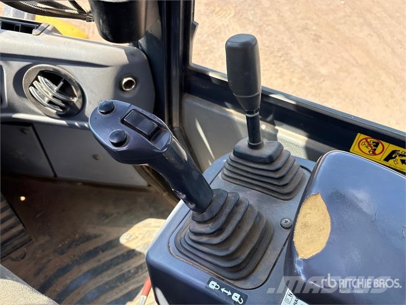 Komatsu WA320PZ-6 Wheel Loader Utovarivači na kotačima