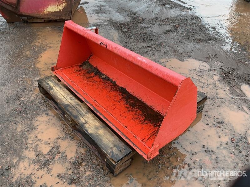 Kubota B1676 53 in Ag Tractor Bucket (Unused) Egyéb traktor tartozékok