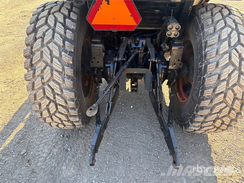 Kubota L6060HSTCC 4WD Utility Tractor Kompakttraktorid