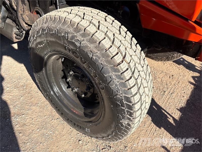 Kubota L6060HSTCC 4WD Utility Tractor Kompakttraktorid
