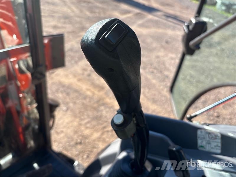 Kubota L6060HSTCC 4WD Utility Tractor Kompakttraktorid