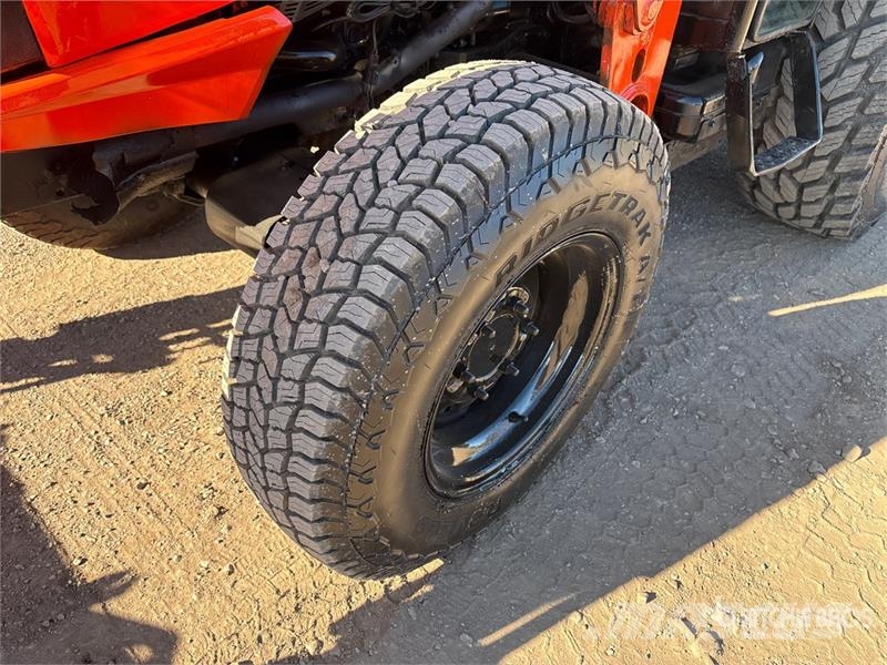 Kubota L6060HSTCC 4WD Utility Tractor Kompakttraktorid