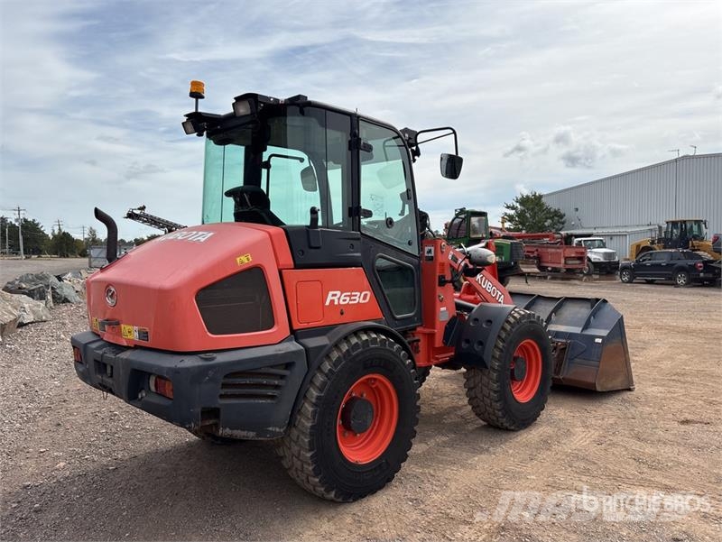 Kubota R630 Utovarivači na kotačima