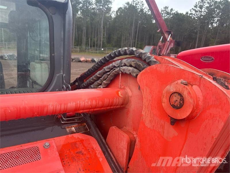 Kubota SVL75-2 لوادر انزلاقية التوجيه