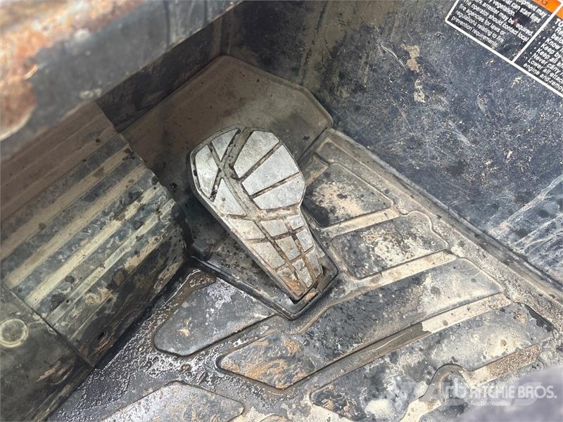 Kubota SVL75-2 لوادر انزلاقية التوجيه