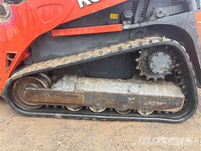 Kubota SVL75-2 لوادر انزلاقية التوجيه