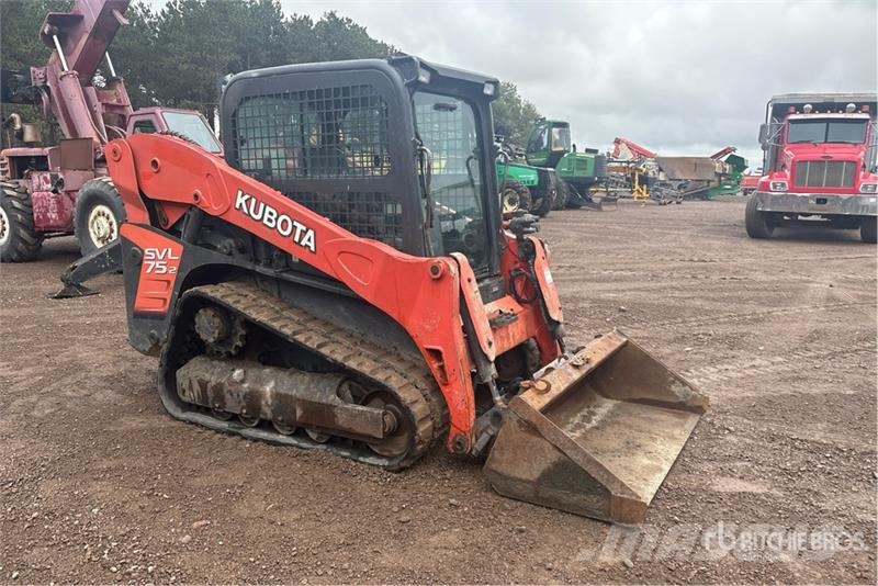 Kubota SVL75-2 لوادر انزلاقية التوجيه