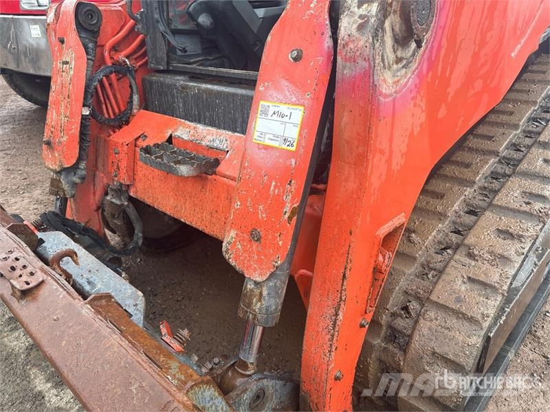 Kubota SVL75-2 لوادر انزلاقية التوجيه