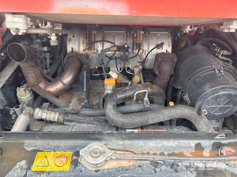 Kubota SVL75-2 لوادر انزلاقية التوجيه