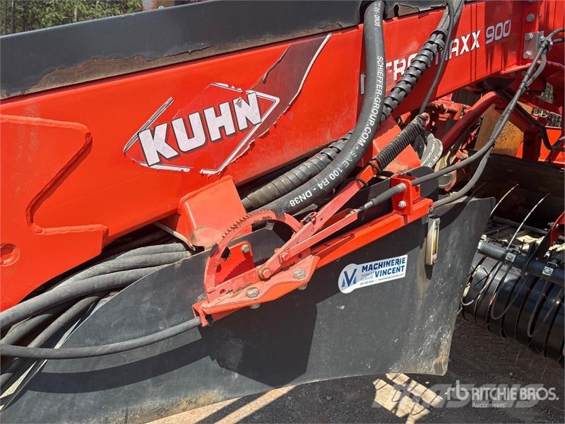 Kuhn Merge Maxx 900 30 ft 2-Point Windrow Merger Αναμοχλευτήρες