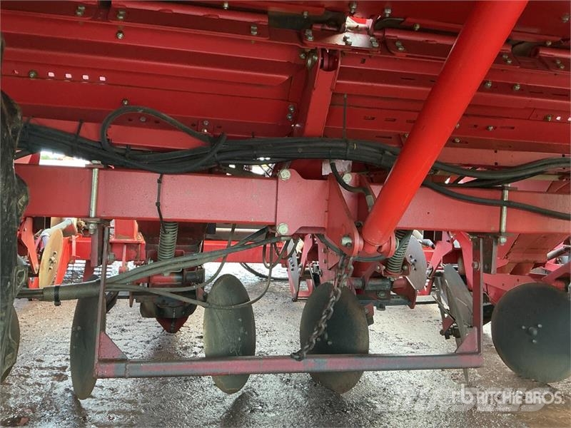 Kverneland Underhaug UP3760 Underhaug 3760 Pull Type Planter/ Sette- og Plantemaskiner