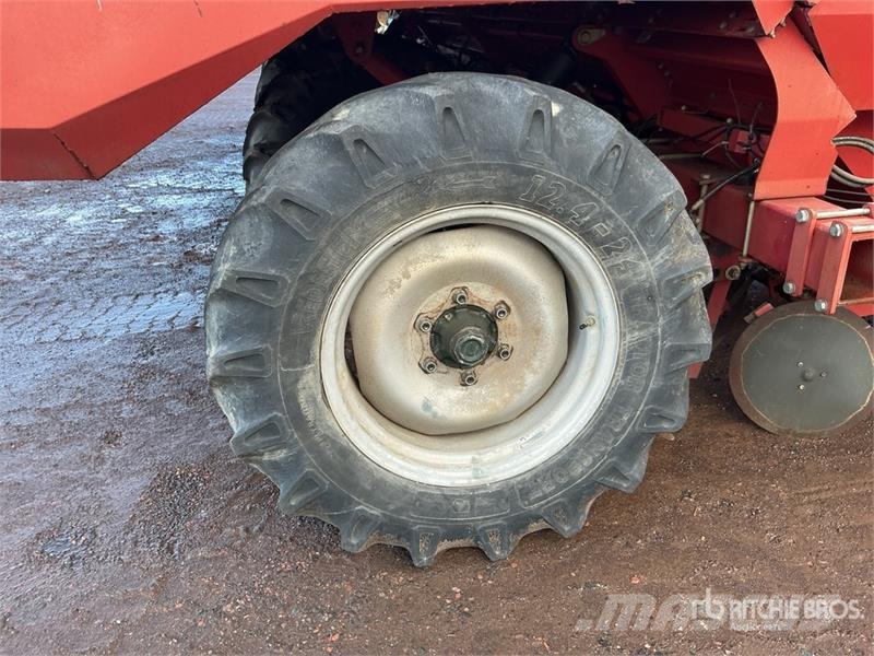 Kverneland Underhaug UP3760 Underhaug 3760 Pull Type Planter/ Sette- og Plantemaskiner