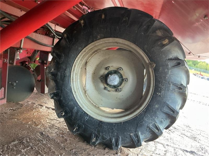 Kverneland Underhaug UP3760 Underhaug 3760 Pull Type Planter/ Sette- og Plantemaskiner