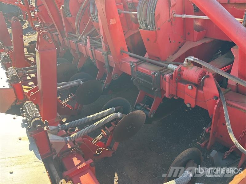 Kverneland Underhaug UP3760 6 Row Potato Planter Селскостопанство - Други