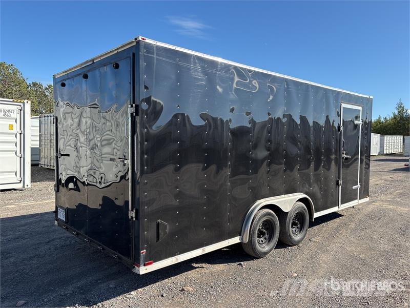 Lark 20 ft T/A Enclosed Trailer Прицепы-фургоны