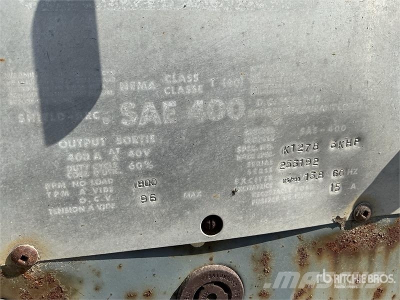 Lincoln 15 A Skid-Mounted Electric Welder Svejsemaskiner