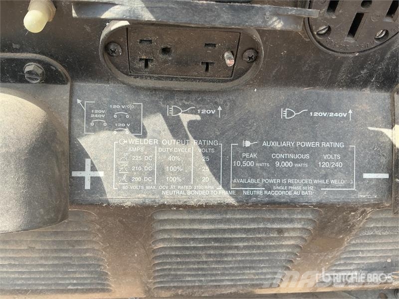 Lincoln Electric Electric 225 A Stick Electric Welder Máquinas de soldar