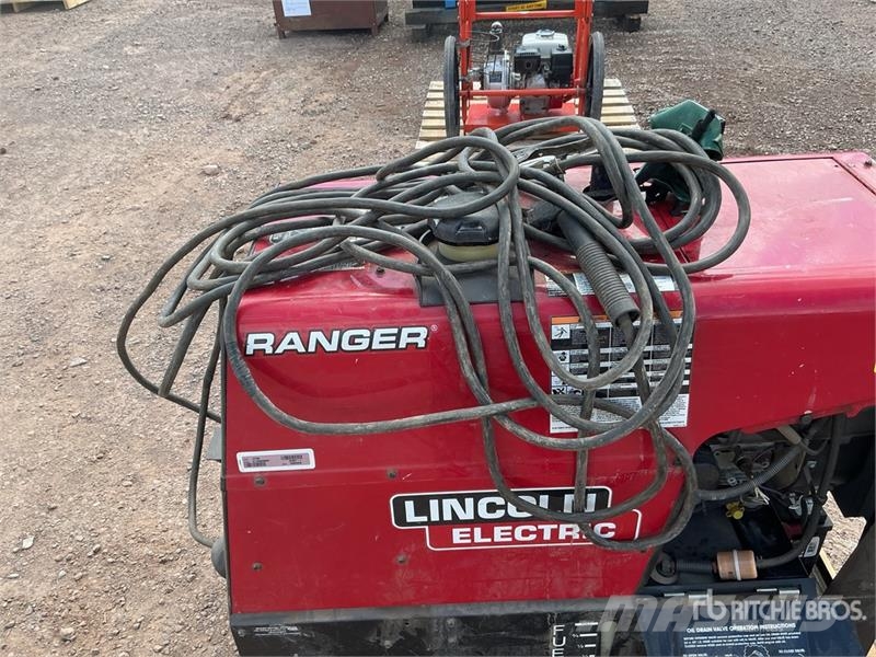 Lincoln Electric Electric 225 A Stick Electric Welder Máquinas de soldar