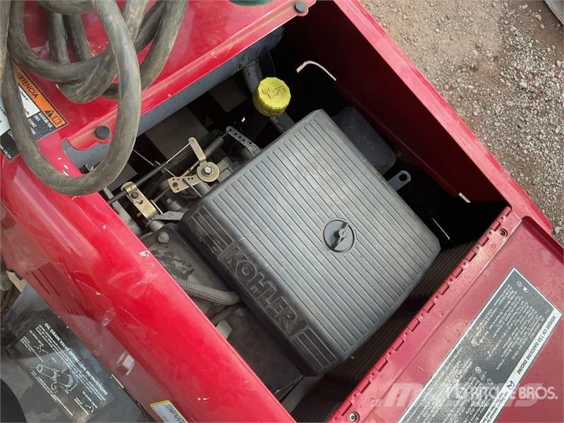 Lincoln Electric Electric 225 A Stick Electric Welder Máquinas de soldar