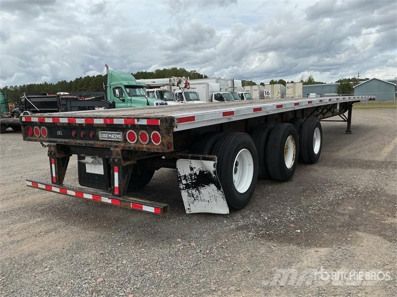Lode King 53 ft Tri/A Flatbed Trailer Valníky