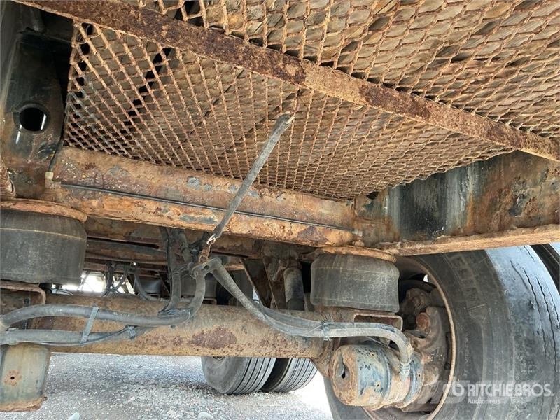 Lode King 53 ft Tri/A Flatbed Trailer Valníky