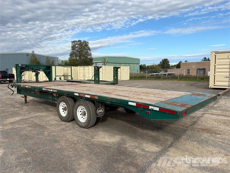 LWL T24IT21LPG 26 ft T/A Gooseneck Tilt Deck Trailer Maskintransporter