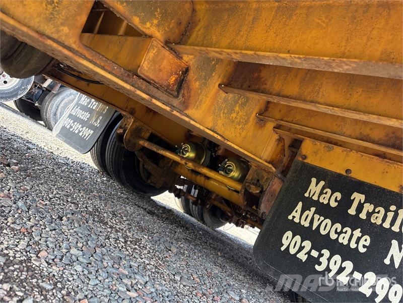 MAC 26 ft T/A Equipment Trailer Oprijwagen