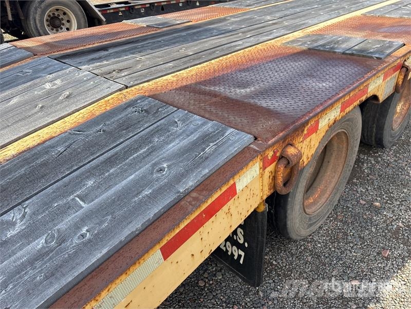 MAC 26 ft T/A Equipment Trailer Oprijwagen