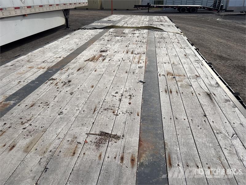 MAC 30 ft T/A Flatbed Trailer Причепи-платформи/бокове розвантаження