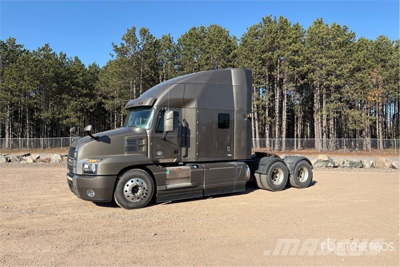 Mack Anthem 6x4 T/A Sleeper Truck Tractor Vlačilci