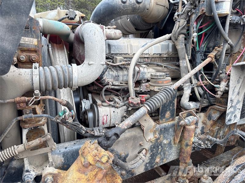 Mack CXU613 Vilcēji