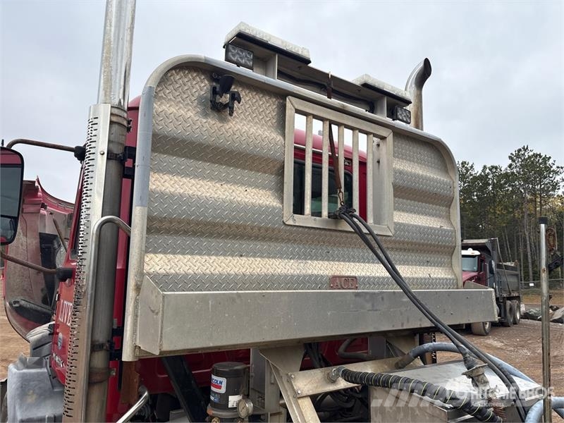 Mack CXU613 Tracteur routier