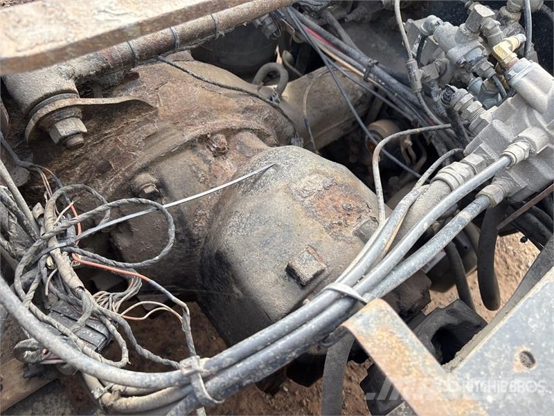 Mack CXU613 Седельные тягачи