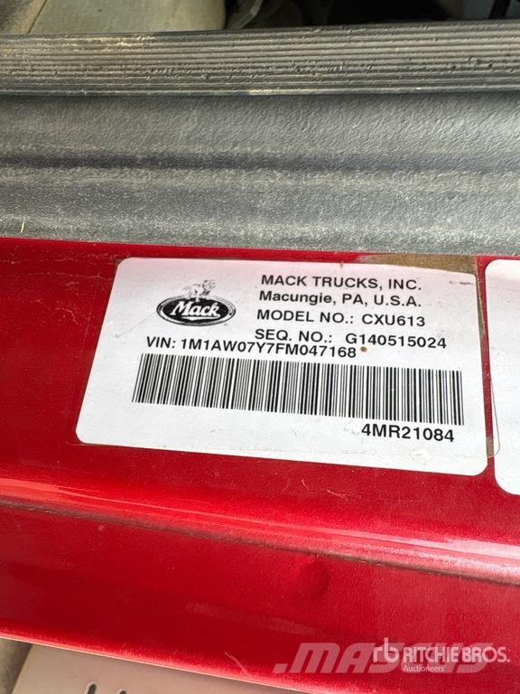 Mack CXU613 Tracteur routier