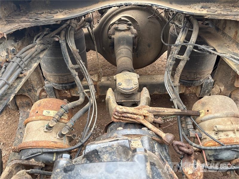 Mack CXU613 Tracteur routier