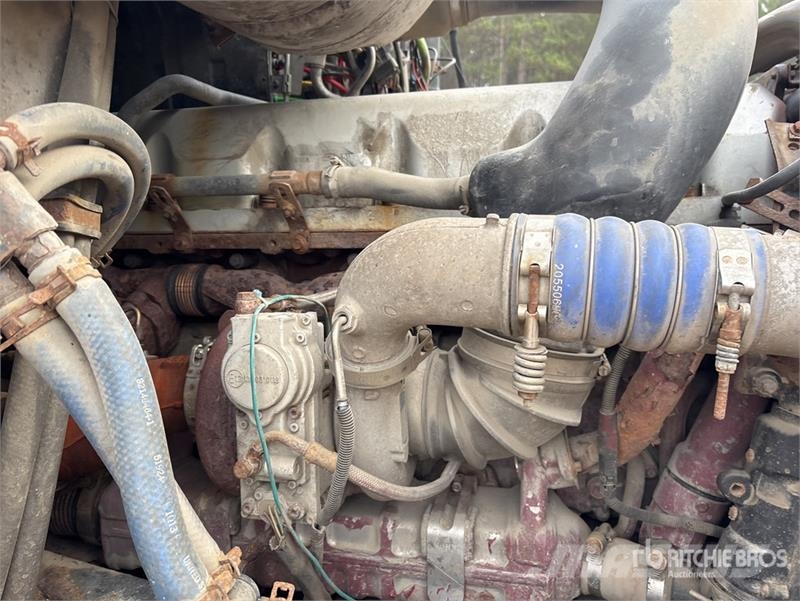 Mack CXU613 Седельные тягачи