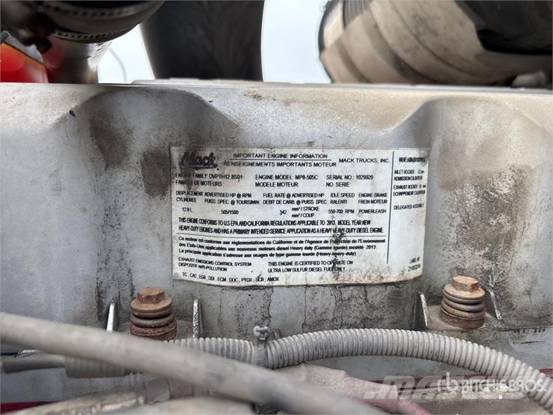 Mack CXU613 Седельные тягачи