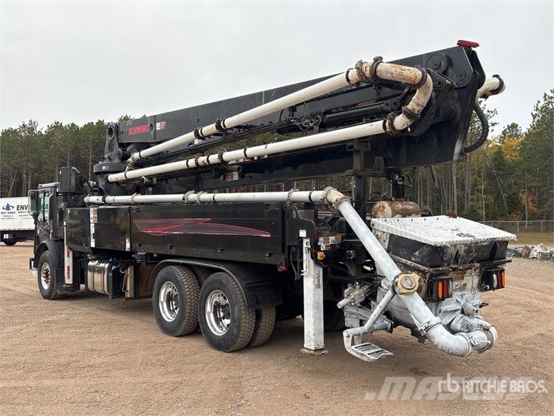 Mack MRU613 Φορτηγά-Μπετονιέρες