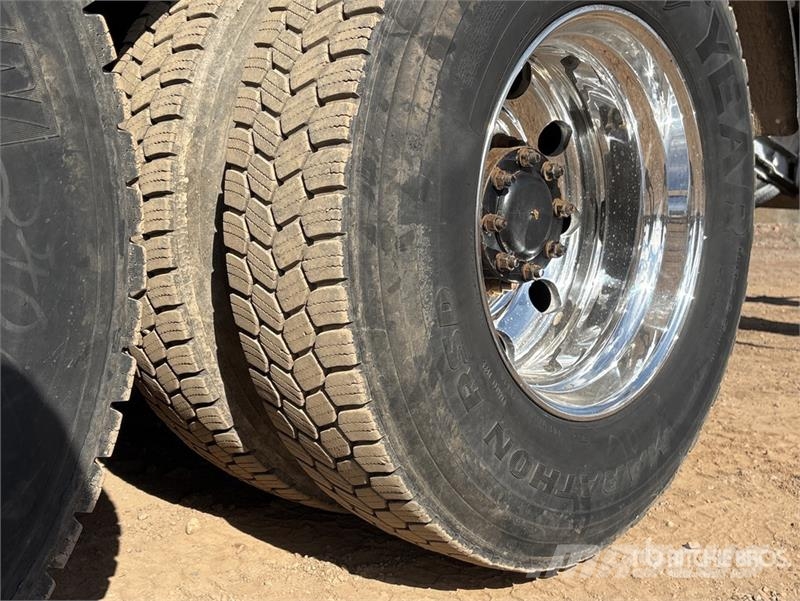 Mack MRU613 Camiones de concreto