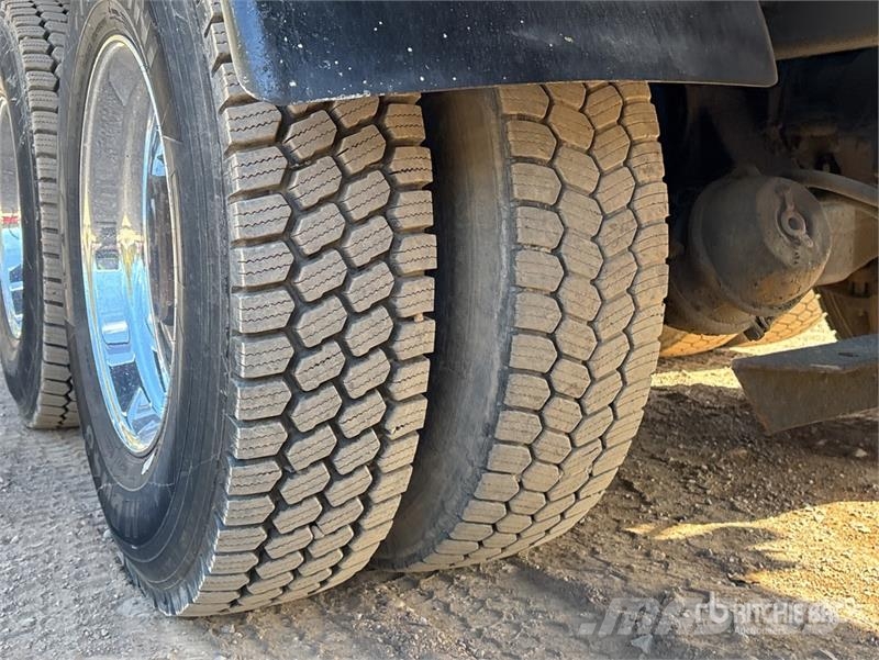 Mack MRU613 Camiones de concreto