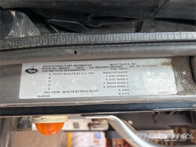 Mack MRU613 Φορτηγά-Μπετονιέρες