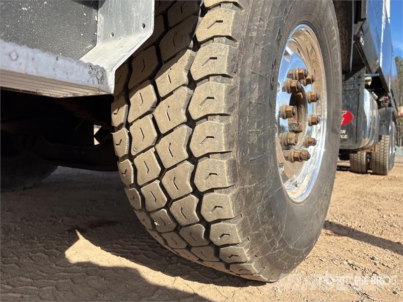 Mack MRU613 Camiones de concreto