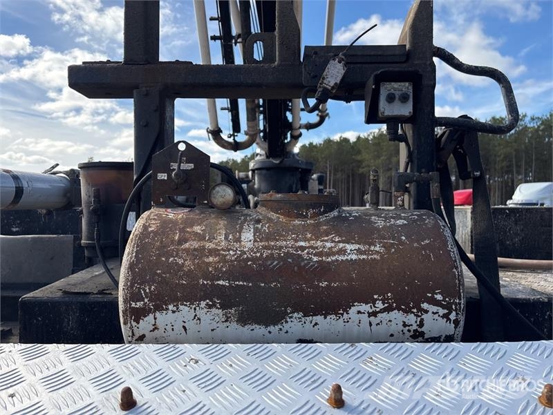 Mack MRU613 Camiones de concreto