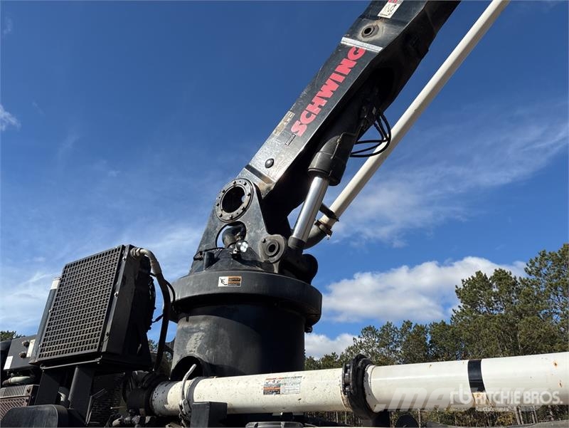 Mack MRU613 Camiones de concreto