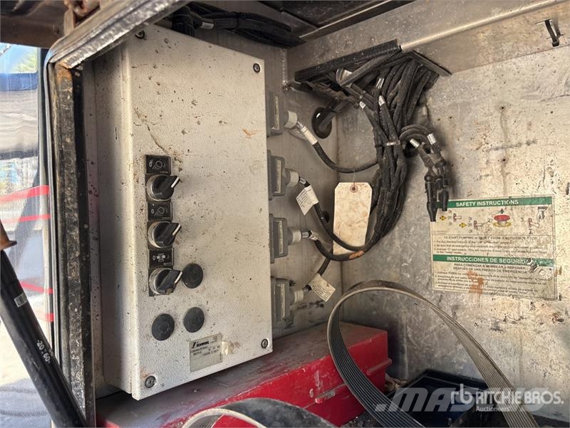 Mack MRU613 Camiones de concreto