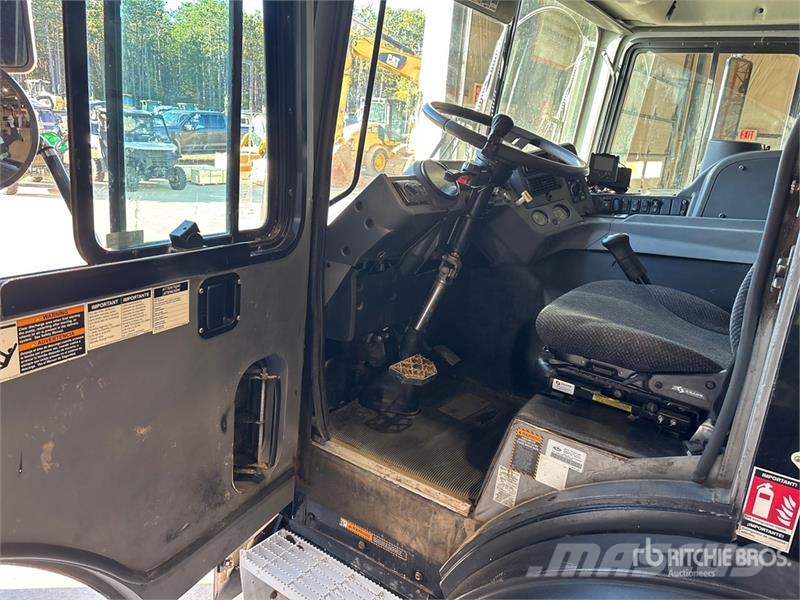 Mack MRU613 Camiones de concreto