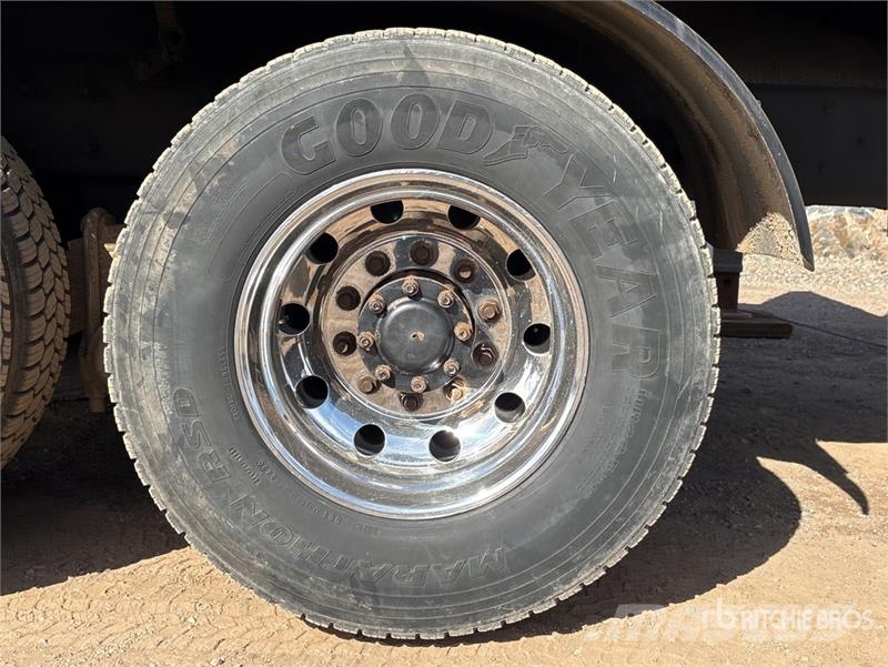 Mack MRU613 Camiones de concreto